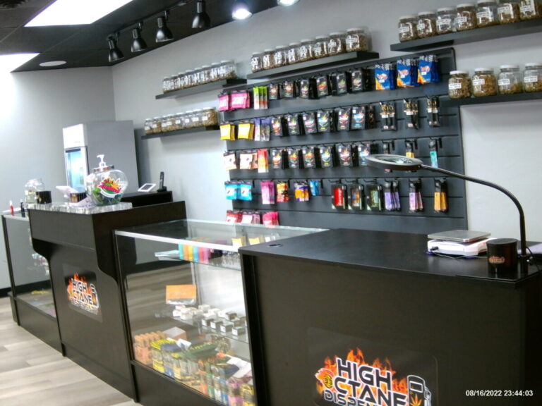 IMG220816 234403F 768x576