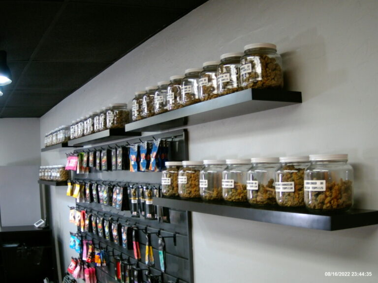 IMG220816 234435F 768x576