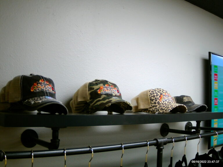 IMG220816 234737F 768x576