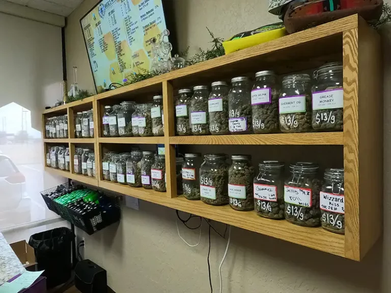 GOPR0206lawton ok dispensarybees knees lawton 768x576