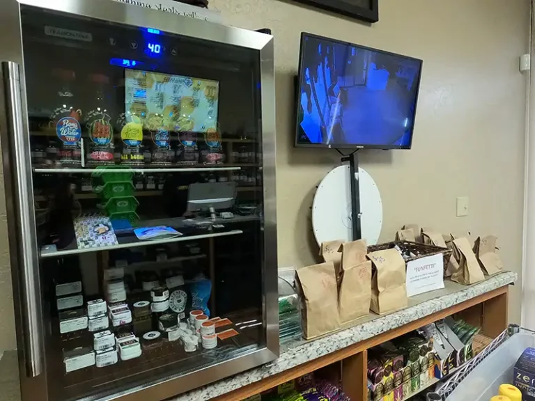 GOPR0209lawton ok dispensarybees knees lawton 768x576