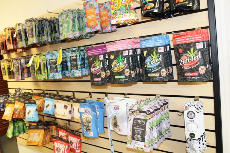 IMG 0719dispensary clinton ok  codys dispensary clinton ok  768x512