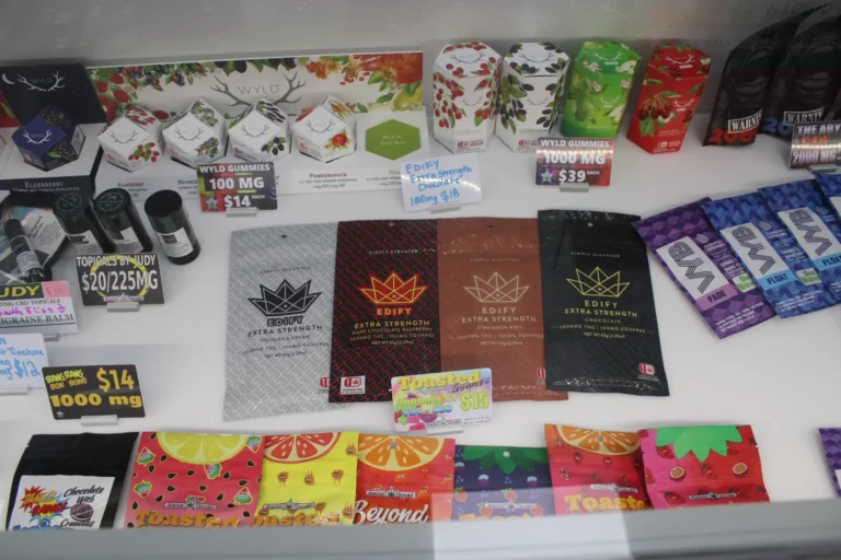 IMG 1196 American Cannabis Dispensary Chickasha OK 768x512